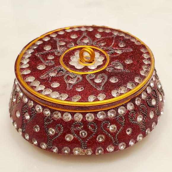 Set of 3 Gold/Red/Silver Sparkly Vintage Trinket Boxes - Picture 4 of 9